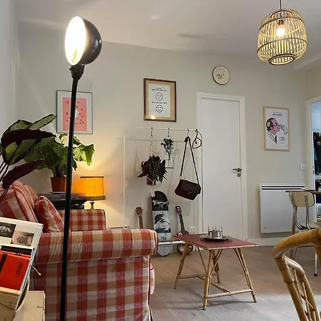 Zen Apt Near Metro & Attractions Appartamento *